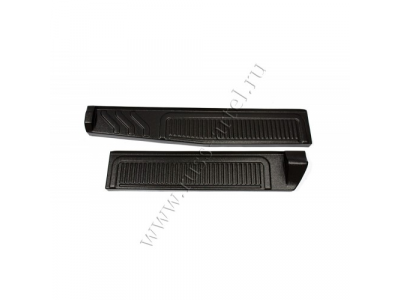 Накладка на металлический порог (передн.правая)-1шт для Toyota Hilux 2011-2013; 2013-2015