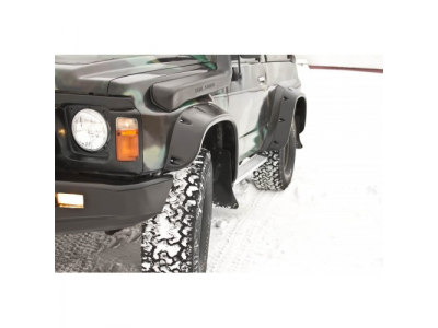 Расширители колесных арок для Nissan Patrol Y60 1987—1997